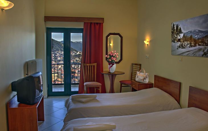 Imagen de la habitación del Hotel Lecadin. Foto 8