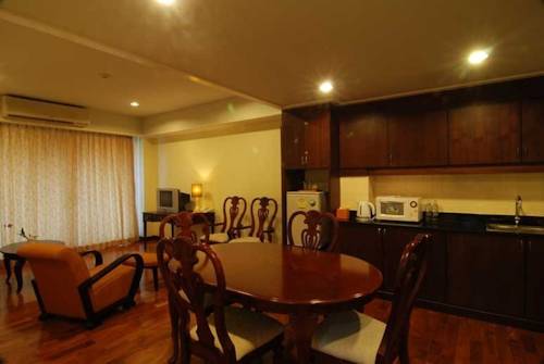 Imagen de la habitación del Hotel Lecasa Bangsaen. Foto 9