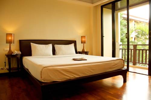 Imagen de la habitación del Hotel Lecasa Bangsaen. Foto 15