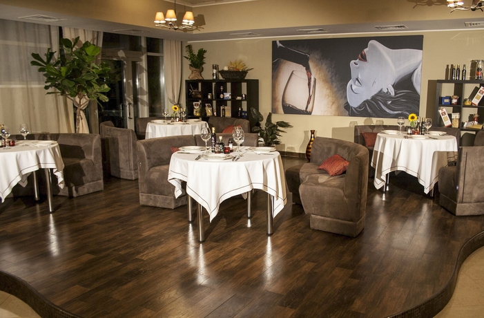 Imagen del bar/restaurante del Hotel Lecco Art-hotel. Foto 2