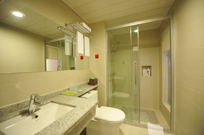 Imagen de la habitación del Hotel Lecheng Hotel. Foto 10