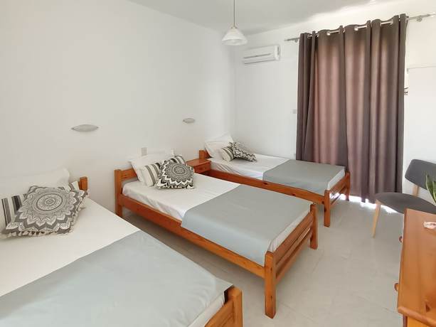 Imagen de la habitación del Hotel Lecini Studios. Foto 2