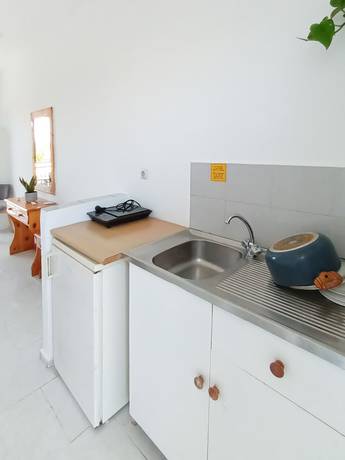 Imagen de la habitación del Hotel Lecini Studios. Foto 9