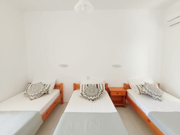 Imagen de la habitación del Hotel Lecini Studios. Foto 14
