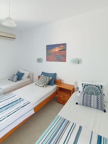 Imagen de la habitación del Hotel Lecini Studios. Foto 16