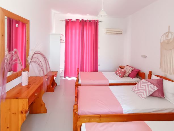 Imagen de la habitación del Hotel Lecini Studios. Foto 19
