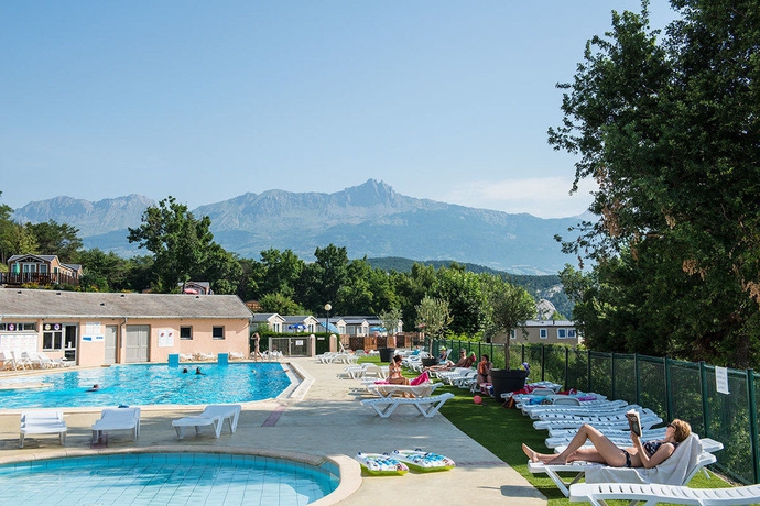 Imagen general del Hotel L'ecrin Du Lac. Foto 1