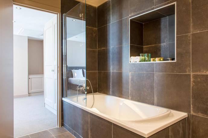 Imagen de la habitación del Hotel L'ecu De Bretagne. Foto 6