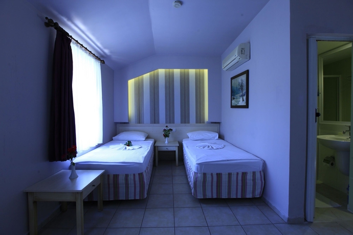 Imagen de la habitación del Hotel Leda Beach. Foto 4