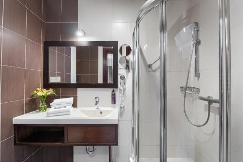 Imagen de la habitación del Hotel Leda Spa. Foto 7