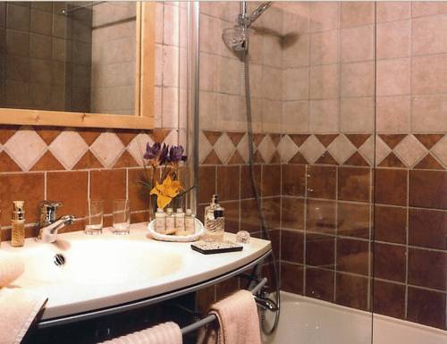 Imagen de la habitación del Hotel L'edelweiss. Foto 11