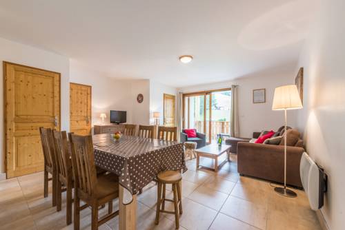 Imagen de la habitación del Hotel L'eden Skis Aux Pieds. Foto 10