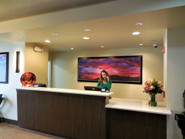 Imagen de los interiores del Hotel Ledgestone Billings. Foto 11