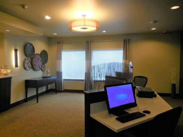 Imagen de los interiores del Hotel Ledgestone Elko. Foto 19