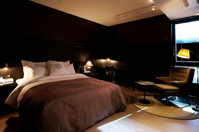 Imagen de la habitación del Hotel Lee Design. Foto 30