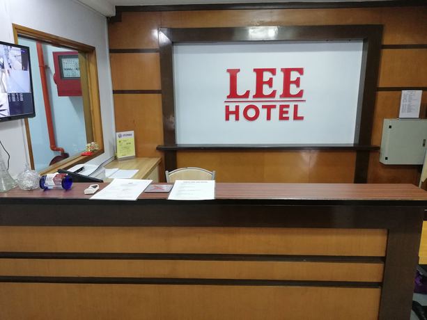 Imagen de los interiores del Hotel Lee. Foto 19