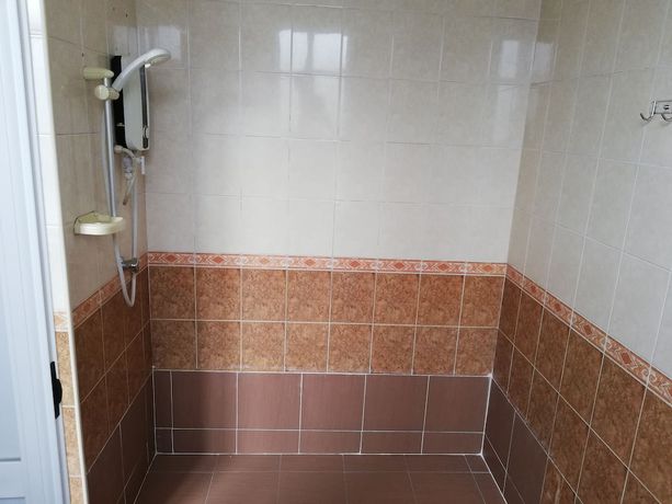 Imagen de la habitación del Hotel Lee. Foto 15