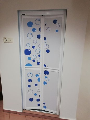 Imagen de la habitación del Hotel Lee. Foto 16