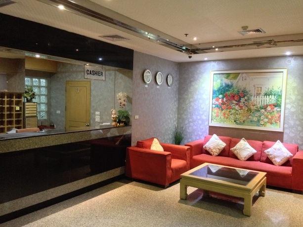 Imagen de los interiores del Hotel Lee Place. Foto 12