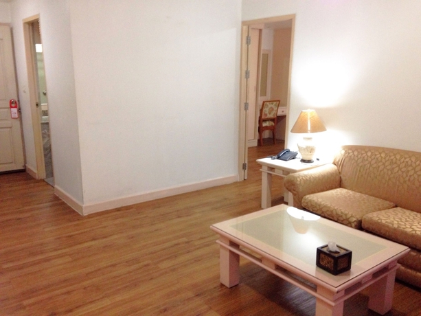 Imagen de la habitación del Hotel Lee Place. Foto 7