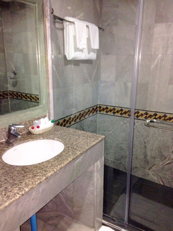 Imagen de la habitación del Hotel Lee Place. Foto 9