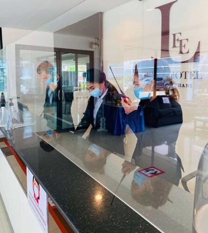 Imagen de los interiores del Hotel Lee, Surat Thani. Foto 17