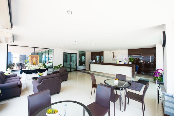 Imagen de los interiores del Hotel Lee, Surat Thani. Foto 19