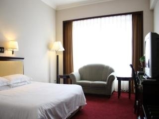 Imagen de la habitación del Hotel Lee Wan. Foto 4