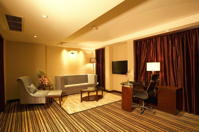 Imagen de los interiores del Hotel Leeden Chengdu. Foto 14