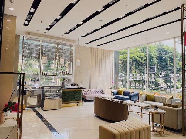 Imagen del bar/restaurante del Hotel Leedon And Suites Surabaya. Foto 2