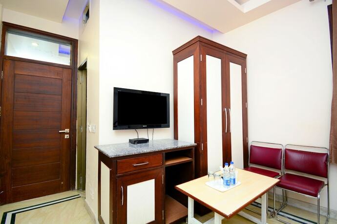 Imagen de la habitación del Hotel Leela Grande. Foto 23