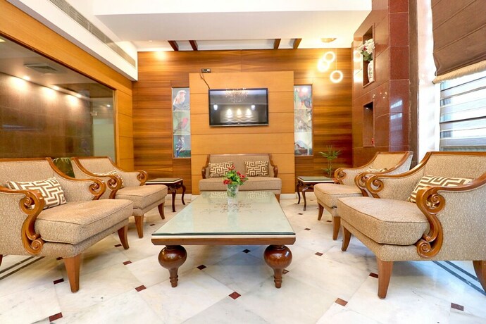 Imagen de los interiores del Hotel Leela Grande. Foto 35