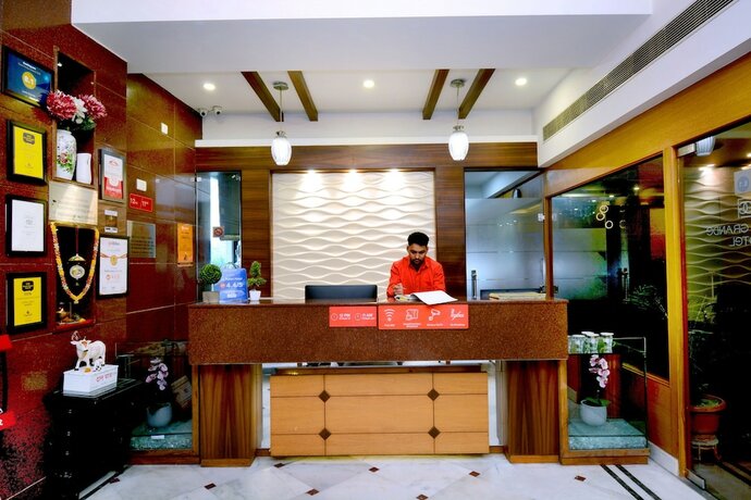 Imagen de los interiores del Hotel Leela Grande. Foto 37
