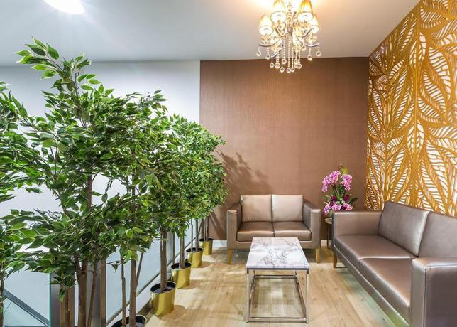 Imagen de los interiores del Hotel Leela Orchid. Foto 8