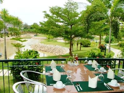 Imagen general del Hotel Leelawadee Lagoon Resort. Foto 4