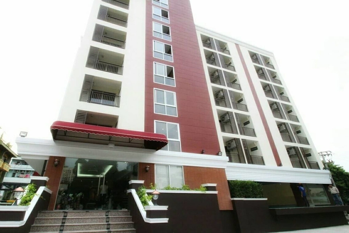 Imagen general del Hotel Leelawadee Modern Resort Huaykwang. Foto 1