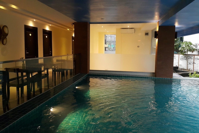 Imagen de la piscina del Hotel Leelawadee Modern Resort Huaykwang. Foto 12