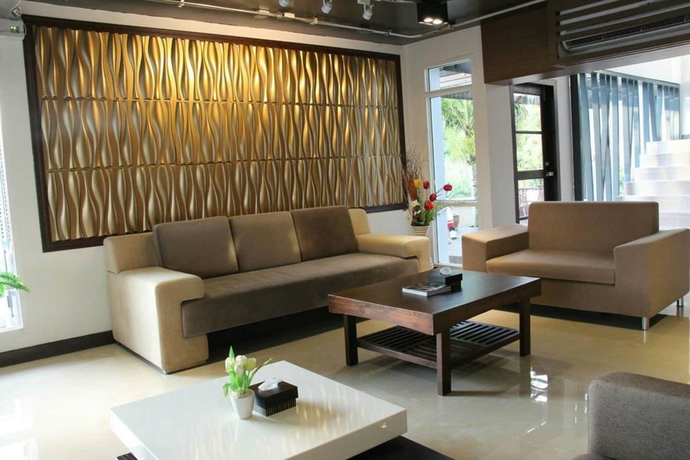Imagen de los interiores del Hotel Leelawadee Resotel Raminthra 22. Foto 17