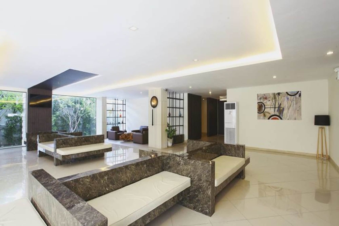 Imagen de los interiores del Hotel Leenova. Foto 13