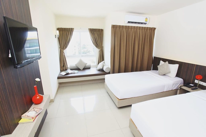 Imagen de la habitación del Hotel Leenova. Foto 6