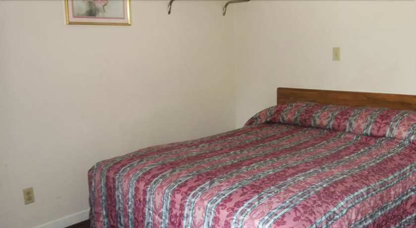 Imagen de la habitación del Hotel Lee\'s Motel. Foto 6