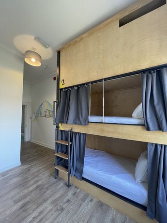 Imagen de la habitación del Hotel Leevin Hostel George. Foto 12