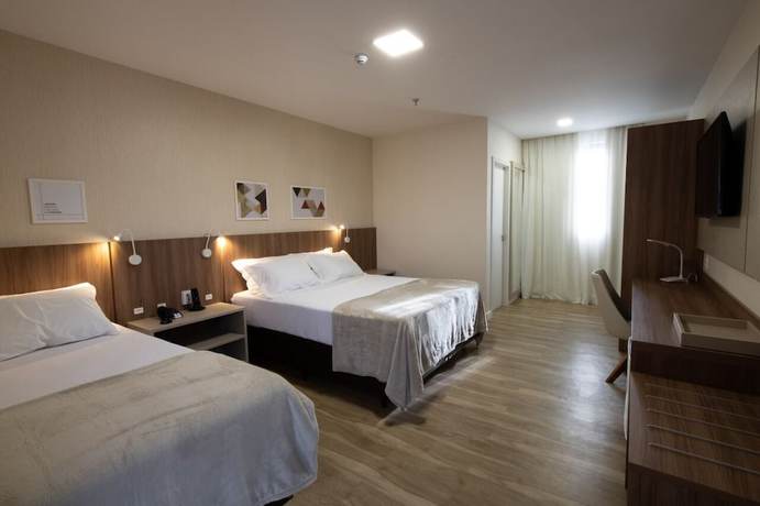 Imagen de la habitación del Hotel Lefel. Foto 6