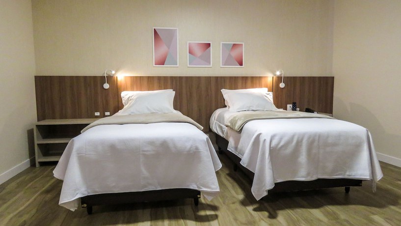 Imagen de la habitación del Hotel Lefel. Foto 11