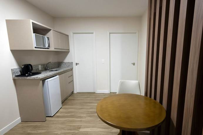 Imagen de la habitación del Hotel Lefel. Foto 17