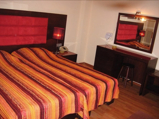 Imagen de la habitación del Hotel Lefkadi. Foto 8