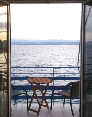 Imagen de la habitación del Hotel Lefkadi. Foto 15