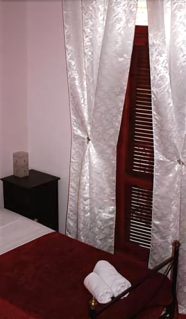 Imagen de la habitación del Hotel Lefkara. Foto 10