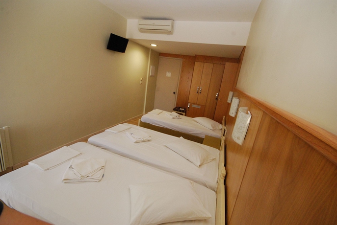 Imagen de la habitación del Hotel Lefkas. Foto 4