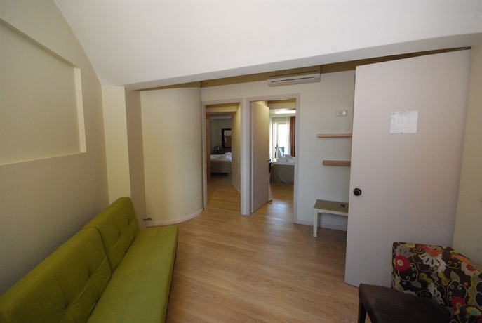 Imagen de los interiores del Hotel Lefkas. Foto 9